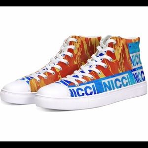 High Top canvas Sneaker